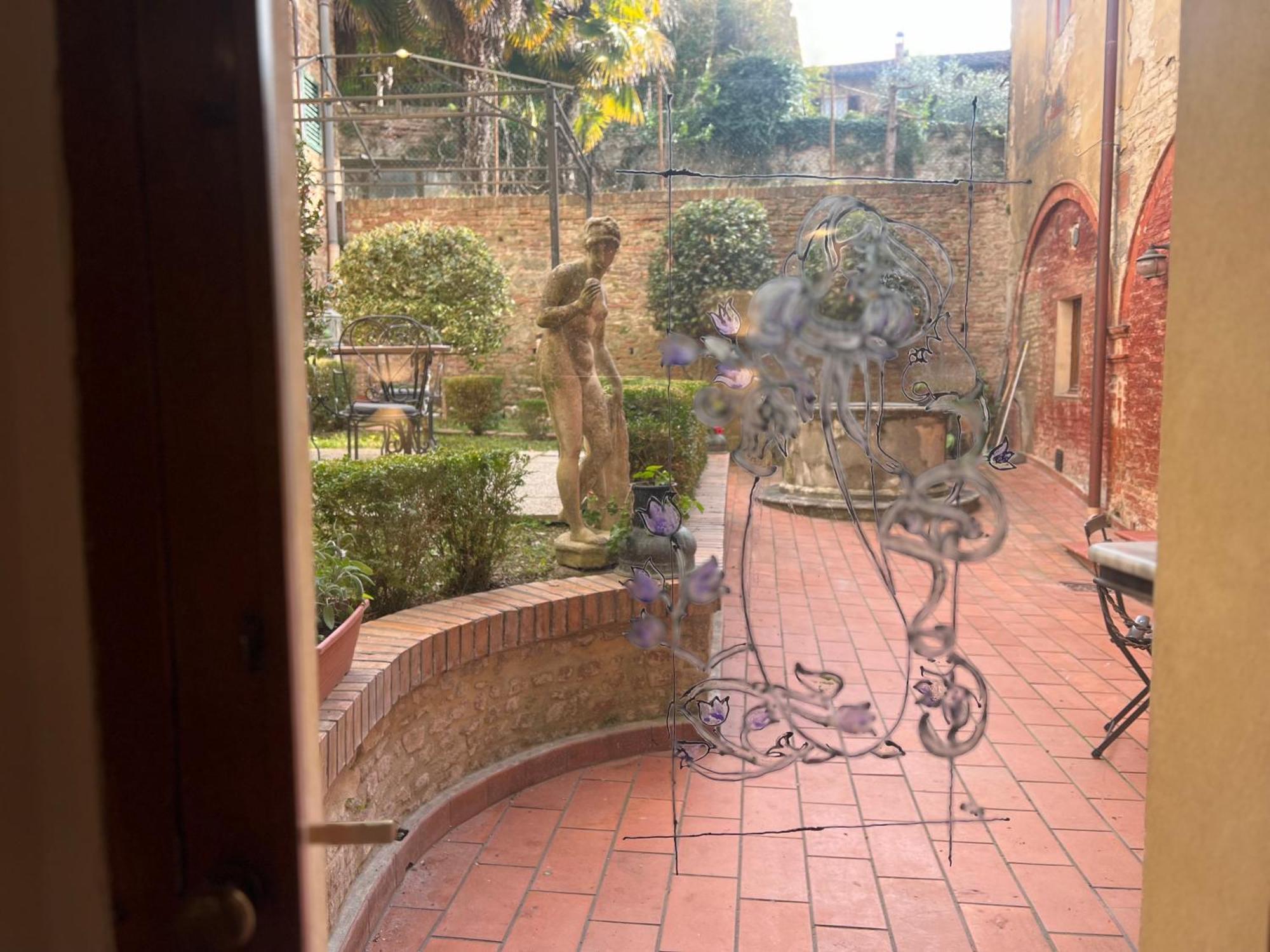 Regis Condo Siena Bagian luar foto