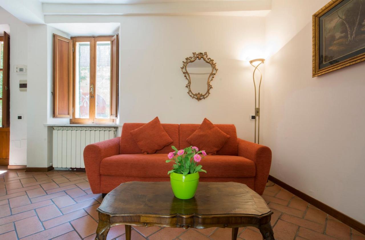 Regis Condo Siena Bagian luar foto