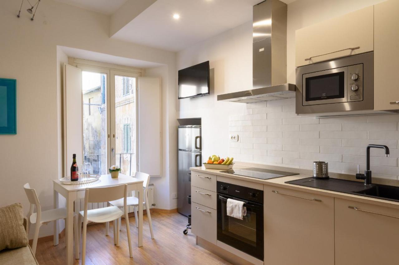 Regis Condo Siena Bagian luar foto