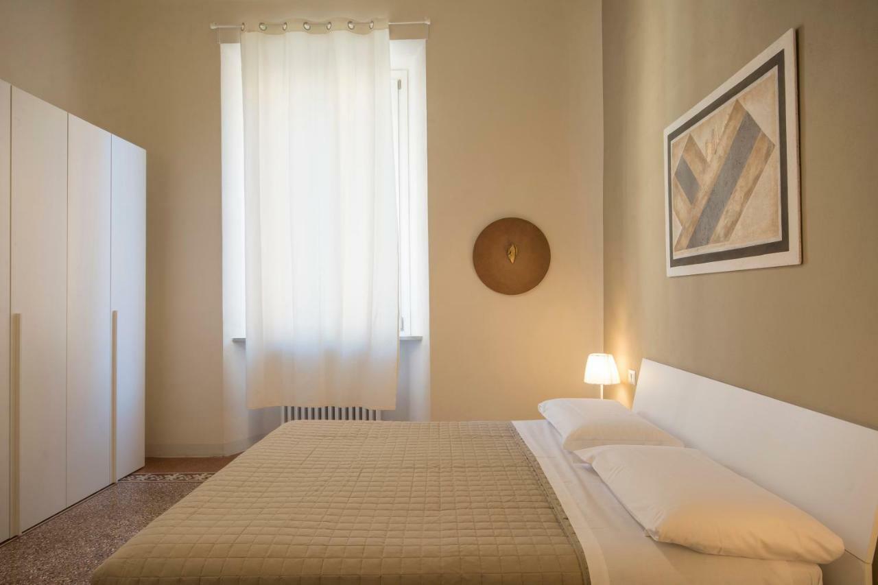 Regis Condo Siena Bagian luar foto