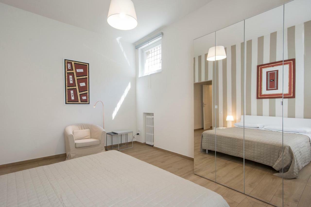 Regis Condo Siena Bagian luar foto